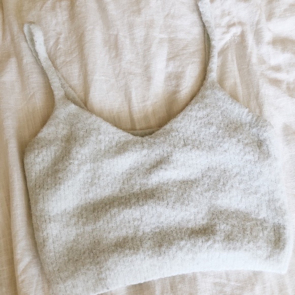 fuzzy white tank - Picture 3 of 3